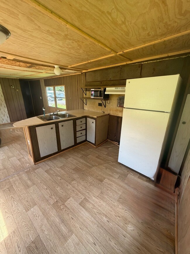 Building Photo - 55 Rose Hill Dr