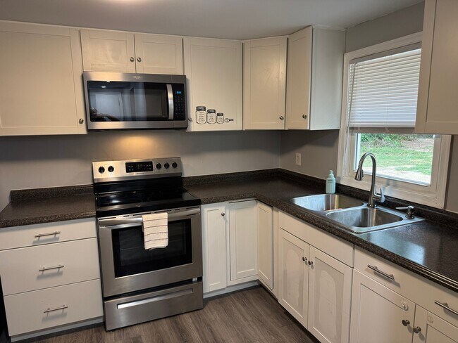 Foto del edificio - 44297 Miles Village Dr