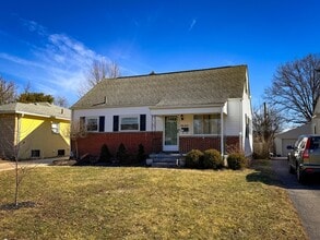 Building Photo - 3088 Ontario St