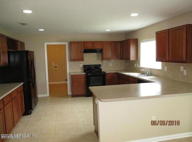 Building Photo - 86339 Cartesian Pointe Dr