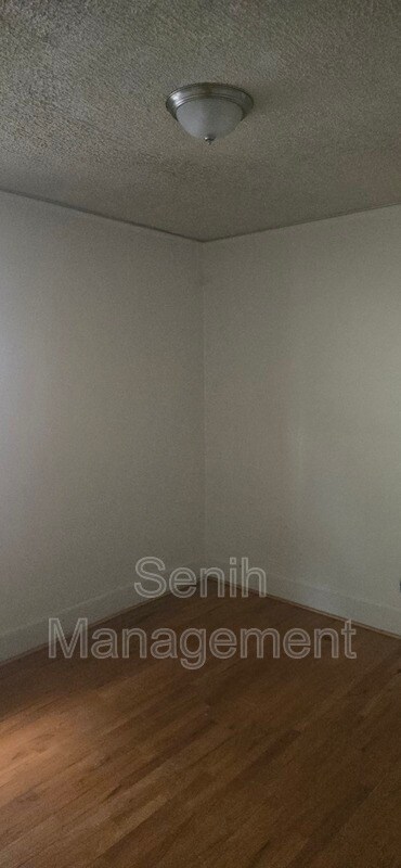 Foto del edificio - 17331 Quincy St