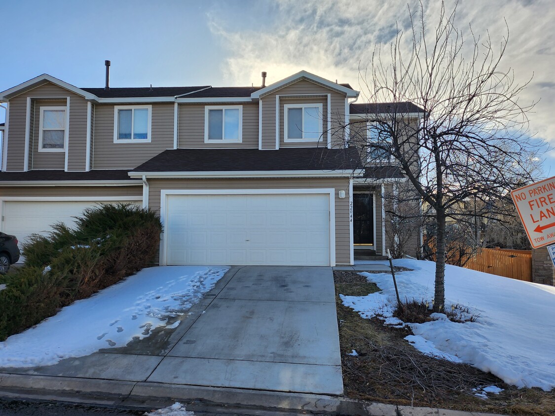 Primary Photo - 22044 E Berry Pl