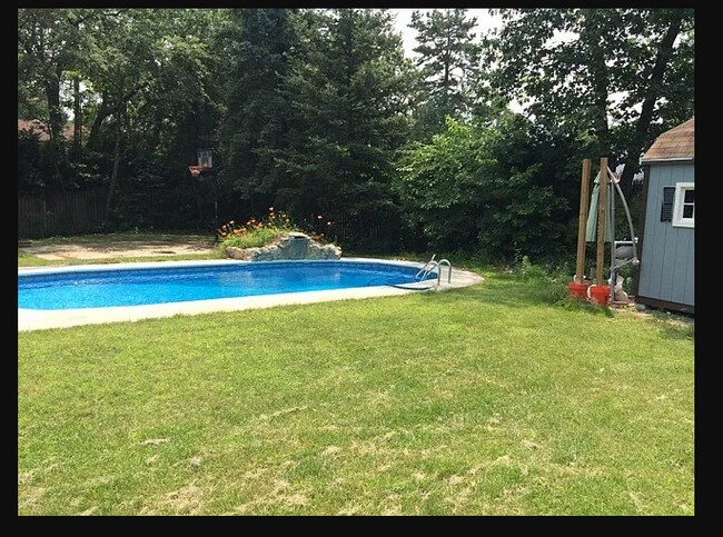 Foto del edificio - 49 Harvard Rd