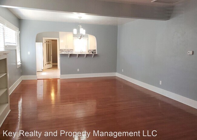 Foto del edificio - 2 br, 1 bath House - 2719 NW 14th St