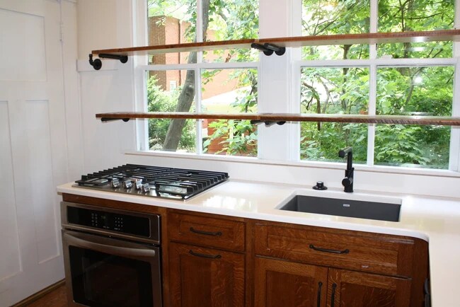 Foto del edificio - 508 E 8th St