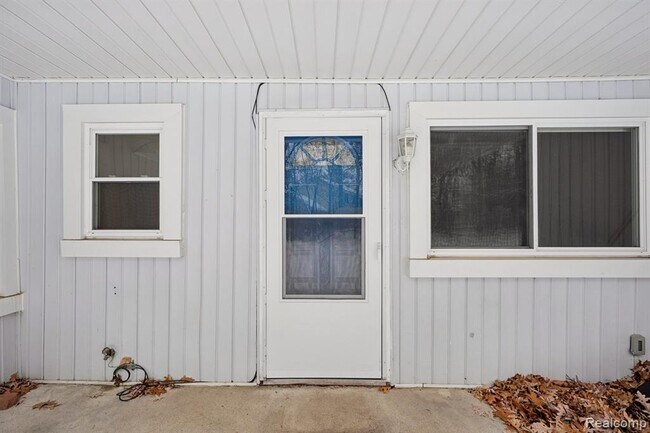 Foto del edificio - 2266 Newberry Rd