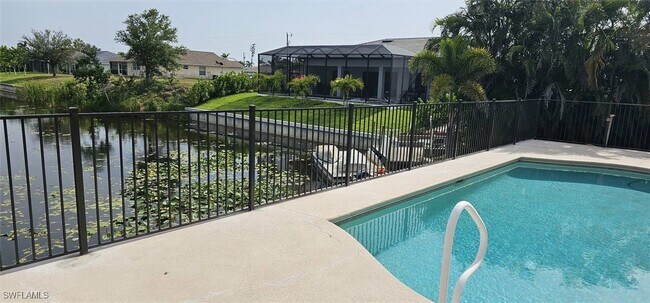 Foto del edificio - 826 SW 32nd Terrace