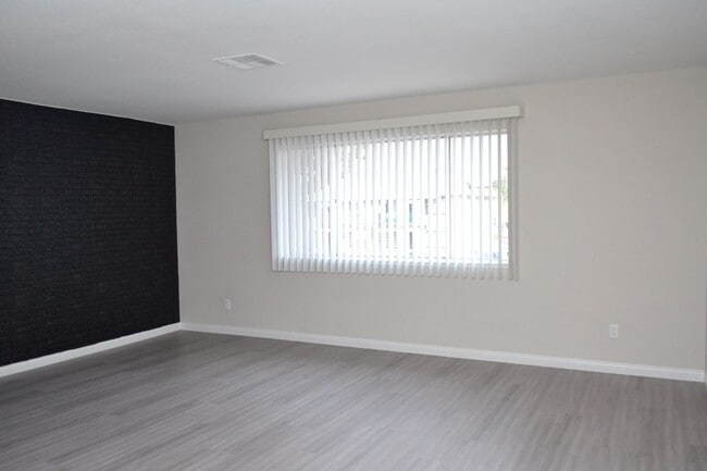 Building Photo - 5285 Retablo Ave