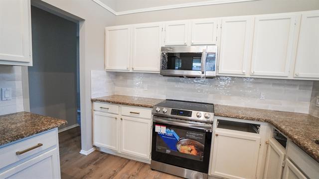 Building Photo - 7801 Estates Way
