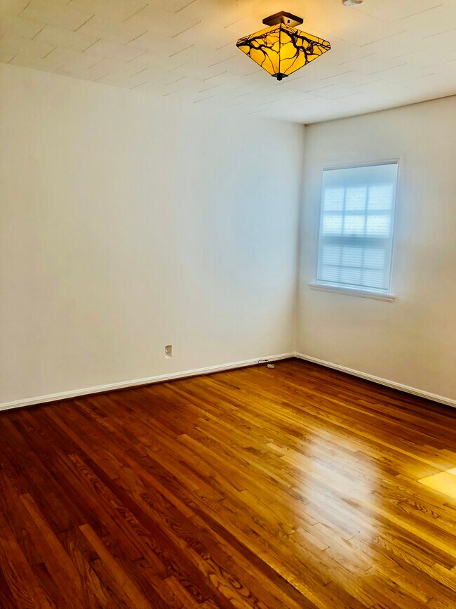 Harwood Flooring all over the apartment - 1232 Devon Ave
