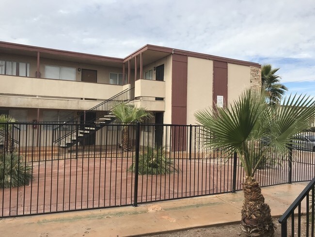 Building Photo - 4203 Silver Dollar Ave
