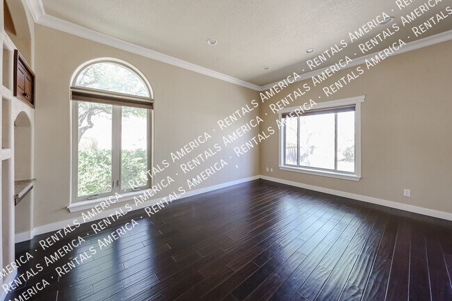 Foto del edificio - 15811 E Richwood Ave