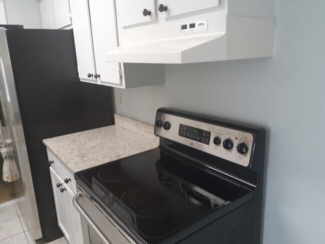 Foto del edificio - 3910 NW Cinnamon Tree Cir