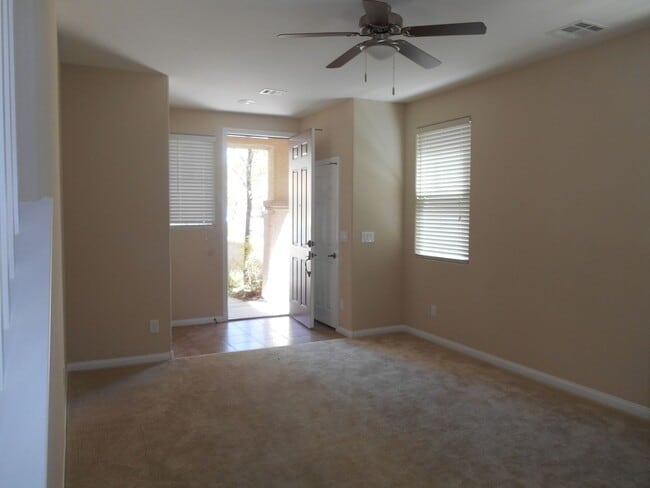 Foto del edificio - 10459 Bay Ginger Ln