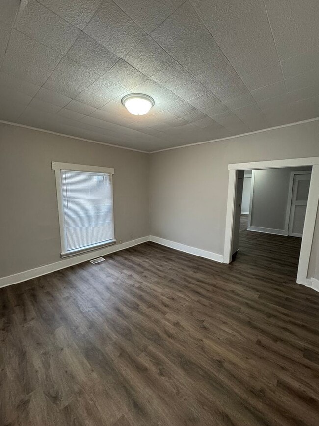 Photo - 1133 N Olney St Apartment