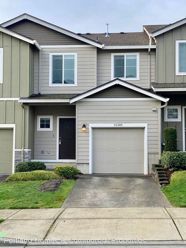 3 br, 2.5 bath House 15385 SE Eckert Lane House for Rent in