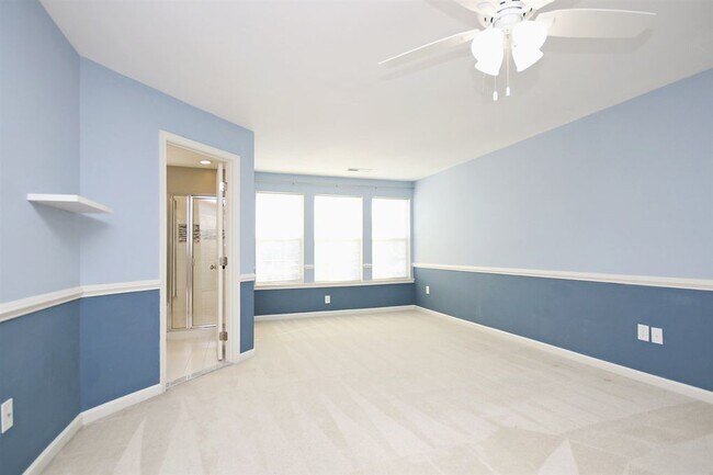 Bed Room - 1556 Montessori Ter