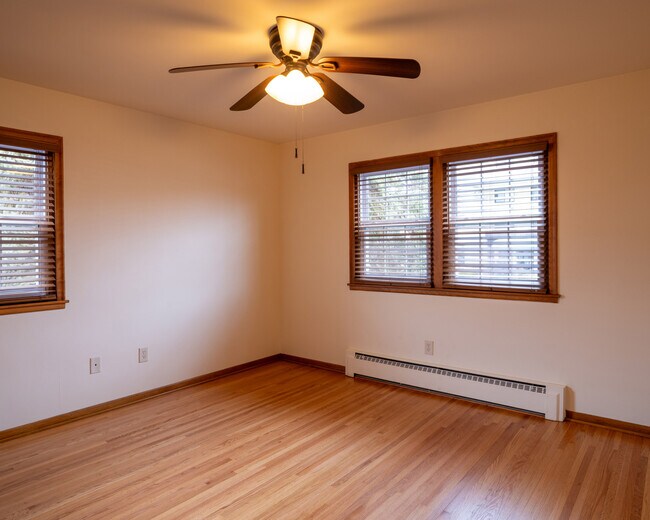 Foto del edificio - The Heritage Apartments