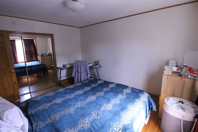 Foto del edificio - 84 Strathmore Rd