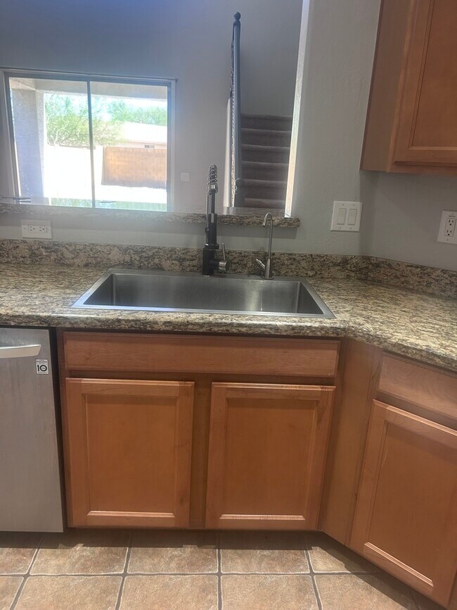 Building Photo - 6609 S 57th Ave