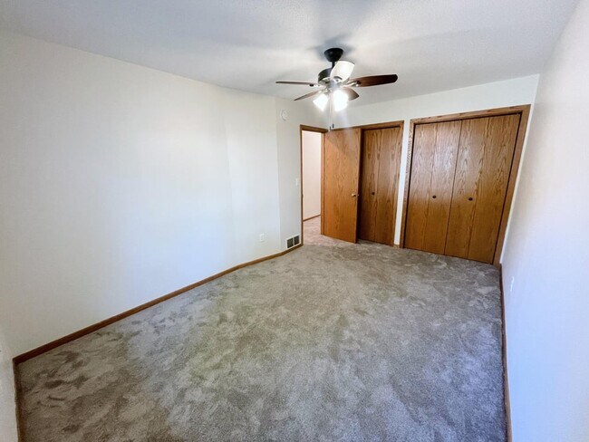 Foto del edificio - 805 W Southview Ct