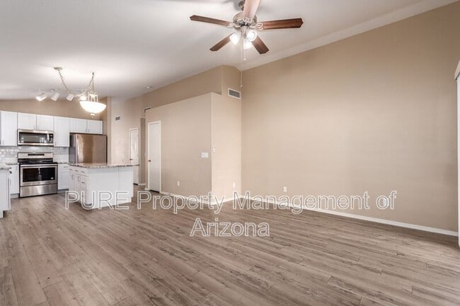 Building Photo - 4708 E Gatewood Rd