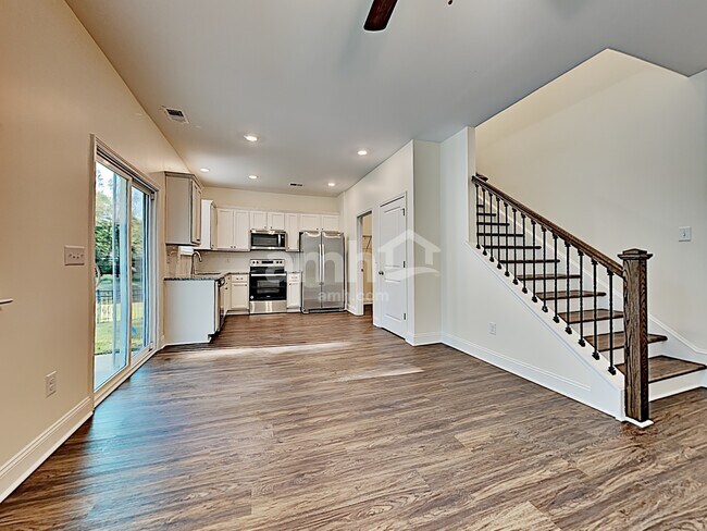 Building Photo - 161 Sweetgum Drive