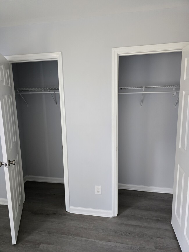 His and hers master closets - 7984 Shady Oak Trl