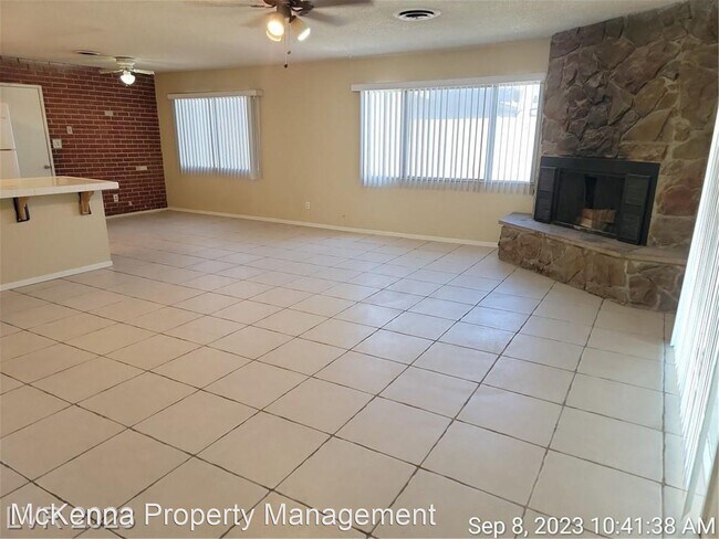 Building Photo - 3 br, 2 bath House - 5072 Morris St