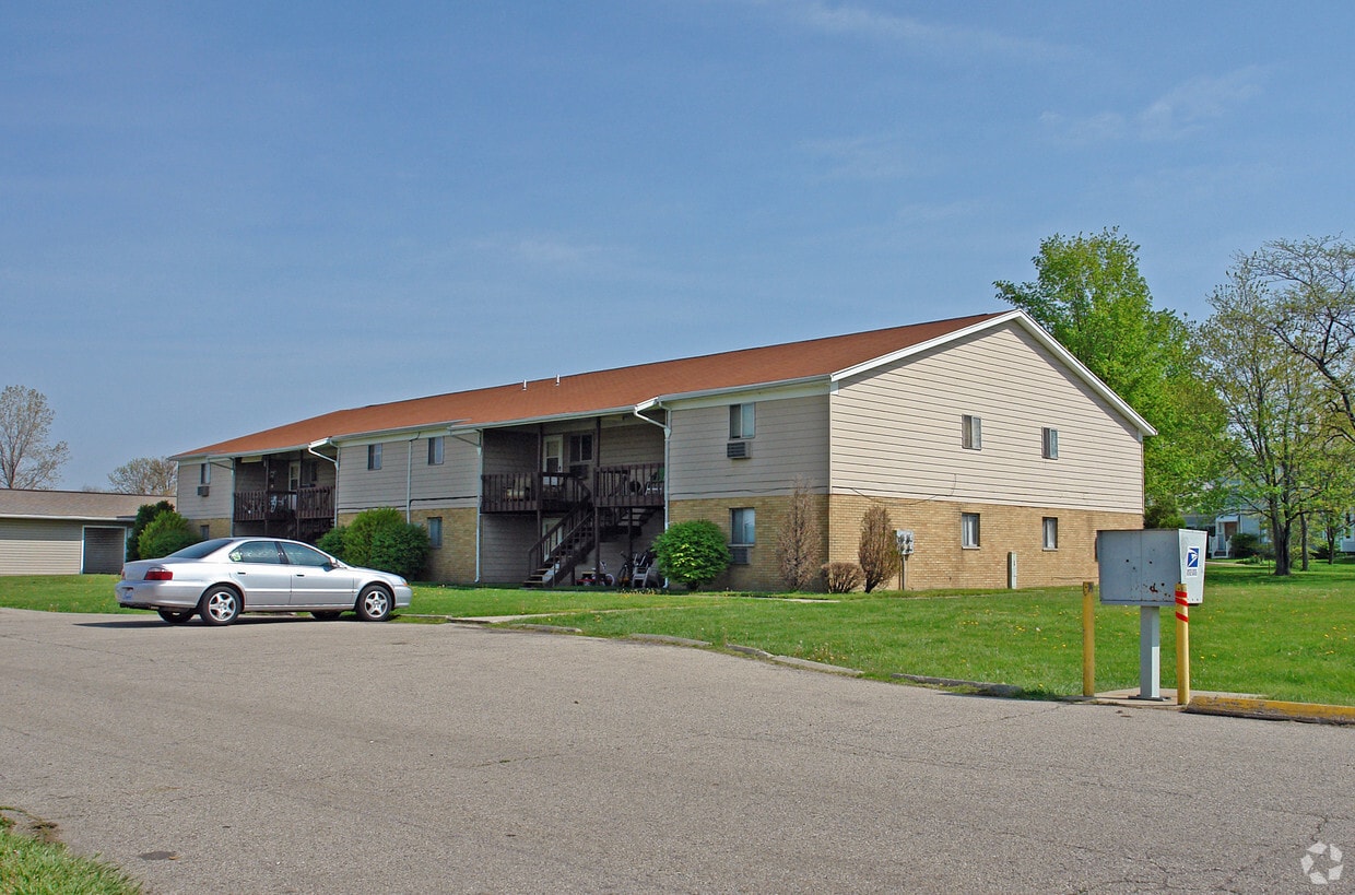 Hedgewood Apartments Apartments in South Charleston, OH