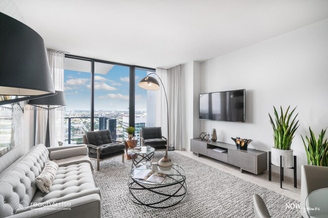Foto del edificio - 88 SW 7th St