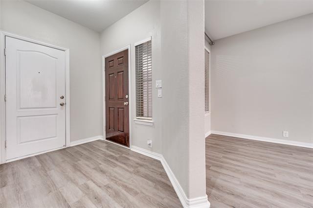 Building Photo - 1824 Villa Dr