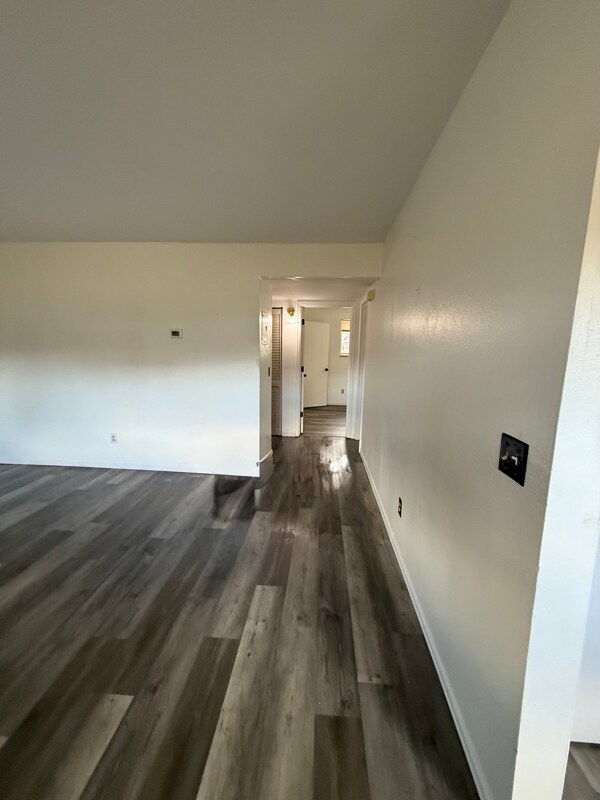 Photo - 211 S Brentwood St Apartment