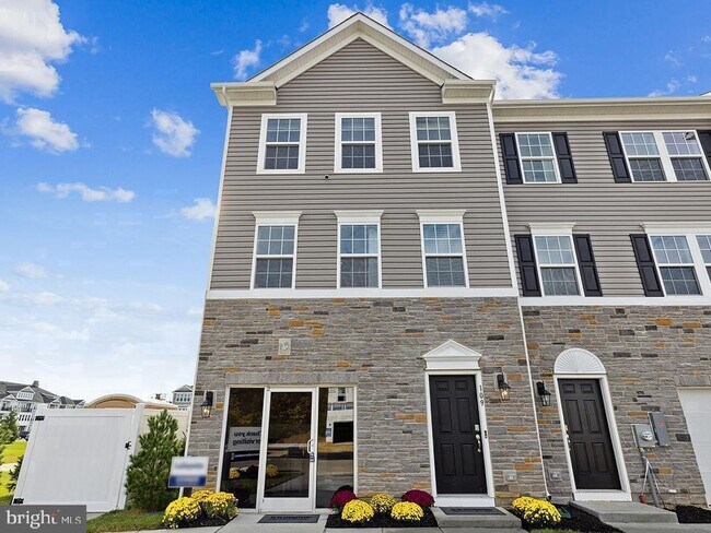 Foto del edificio - 216 Macoun Way