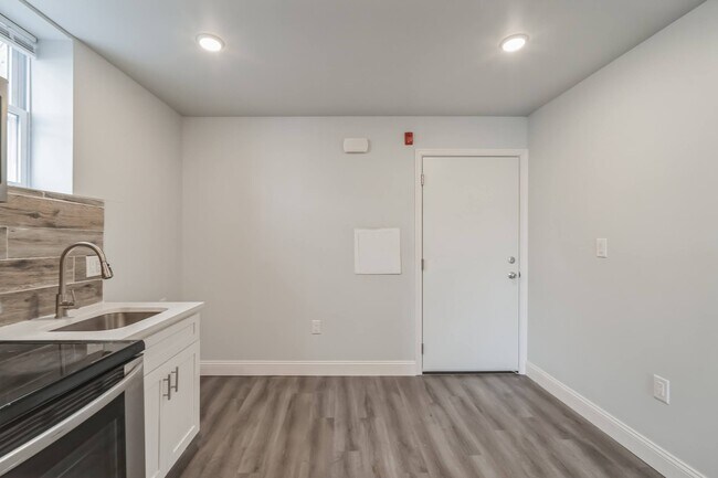Foto del edificio - 406 N 52nd St