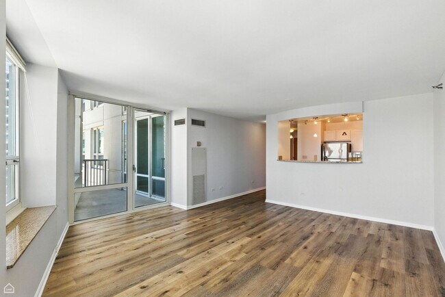 Foto del edificio - 345 N LaSalle St