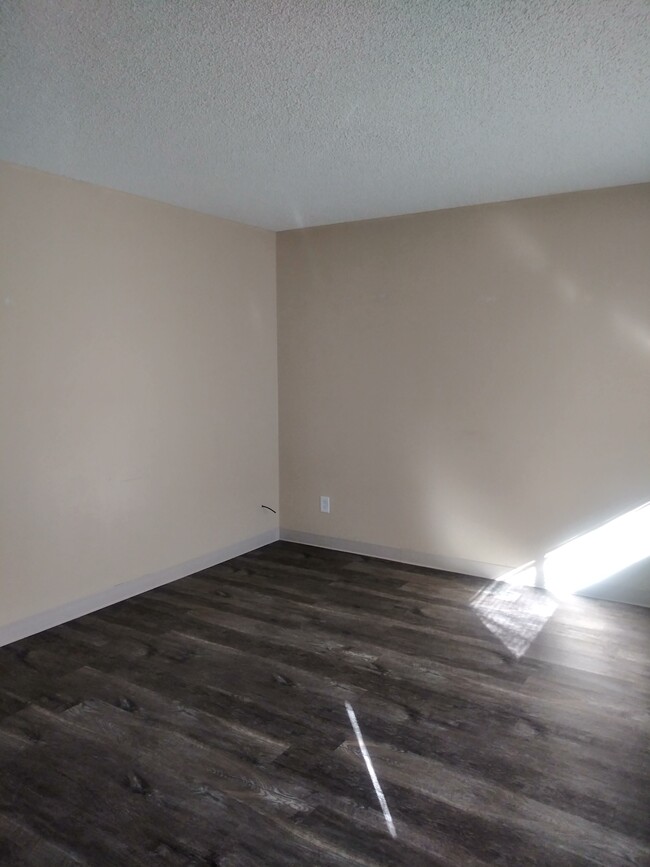 Building Photo - 2695 Carville Dr