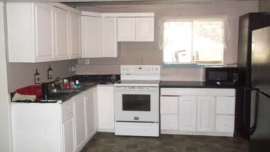 Building Photo - 7567 Alder St