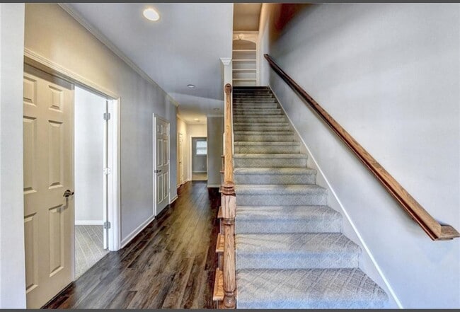 Building Photo - 7544 Portbury Park Ln