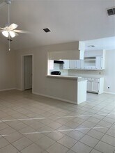 Building Photo - 12418 South Dr