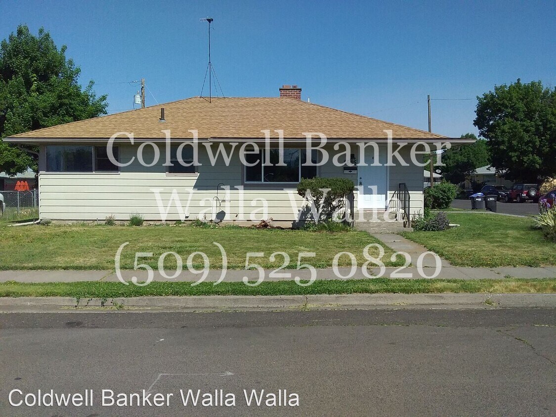 Primary Photo - 4 br, 2 bath House - 1665 Cambridge Dr.