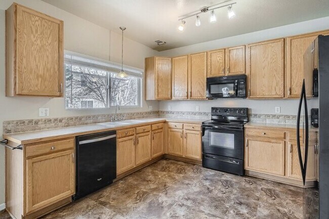 Foto del edificio - 1204 102nd Avenue, Greeley, CO, 80634