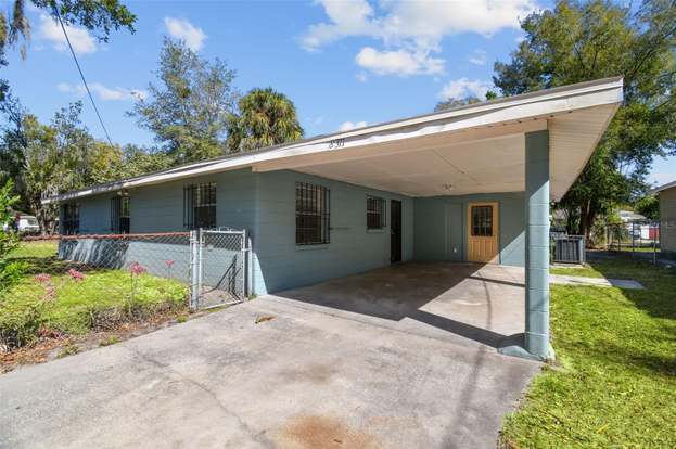 Foto del edificio - 8311 N Hillsborough Ln