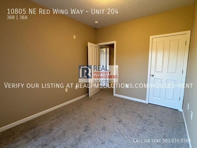 Building Photo - 10805 NE Red Wing Way