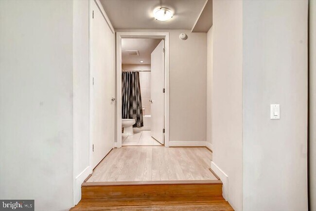 Foto del edificio - 733 15th St NW