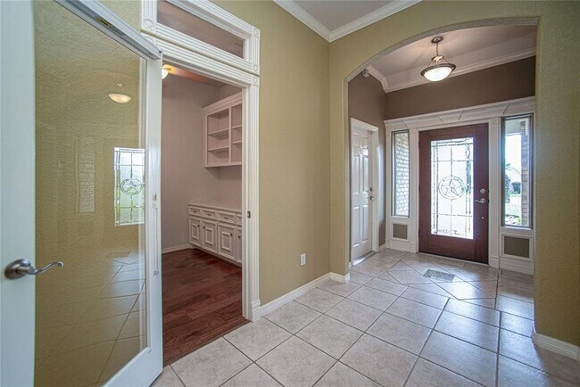 Building Photo - 69 La Costa Dr