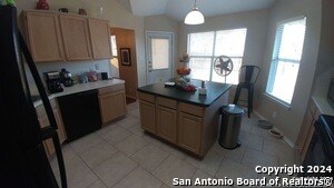 Building Photo - 9714 Autumn Hollow