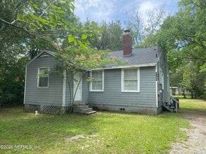 Building Photo - 2854 Wickwire St