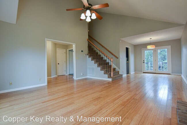 Building Photo - 3 br, 2.5 bath House - 805 Mallard Court