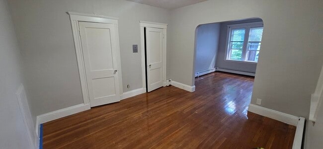 Building Photo - 44 Estes St